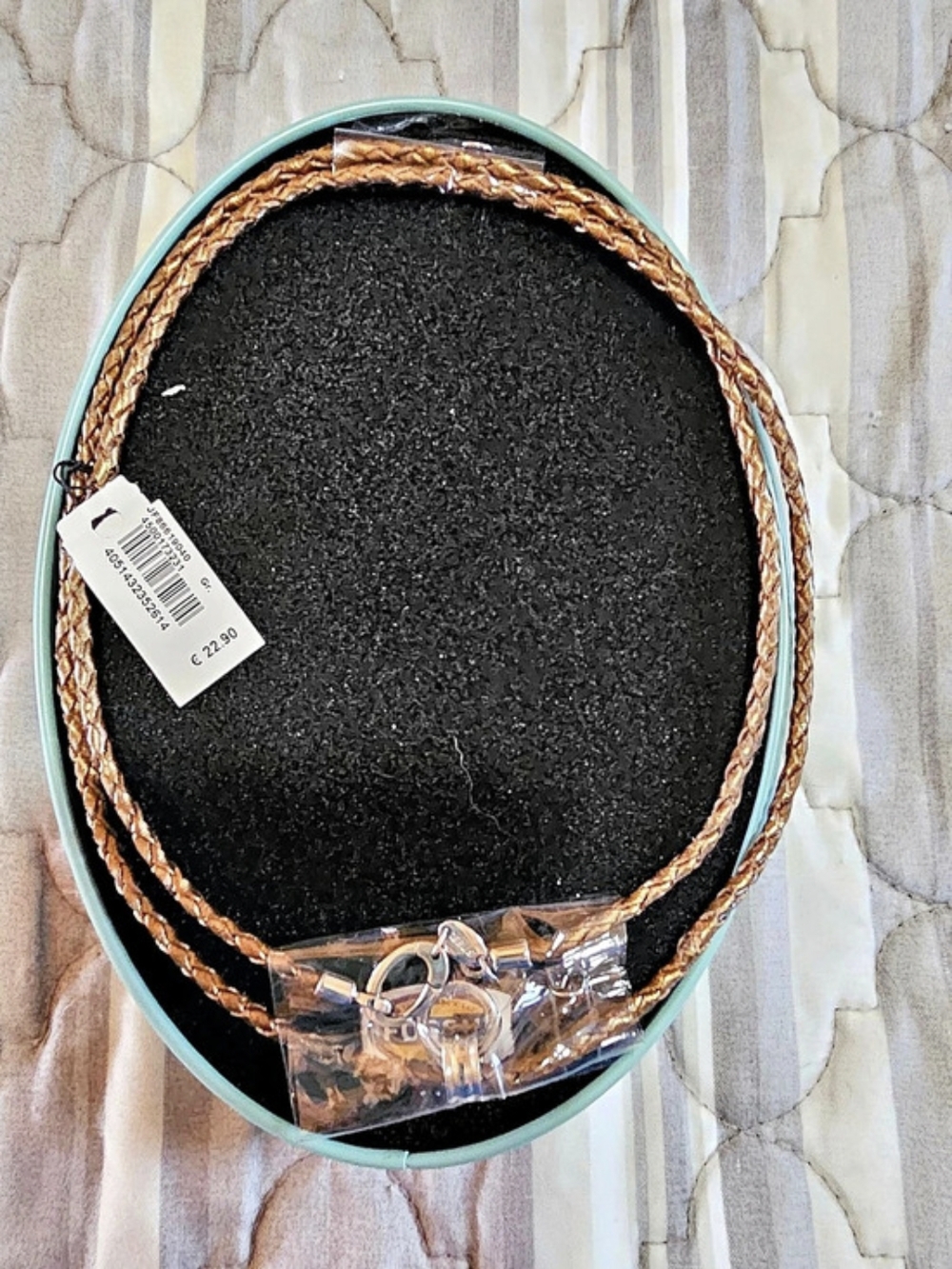 Braided Strap Shoulder Bag in Black & Green NWT by : Fossil